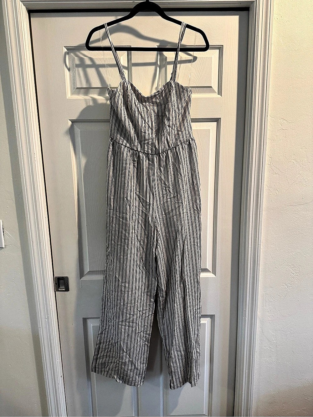 Kohl's Lily Rose Striped Jumpsuit in White & Black Size Medium NWT
